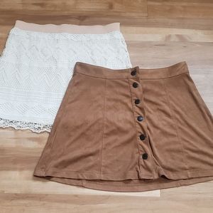 AMERICAN EAGLE OUTFITTERS White & Brown Miniskirts